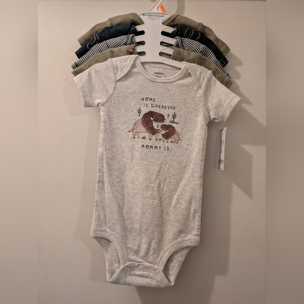NWT 5 piece onesie set - Picture 2 of 6